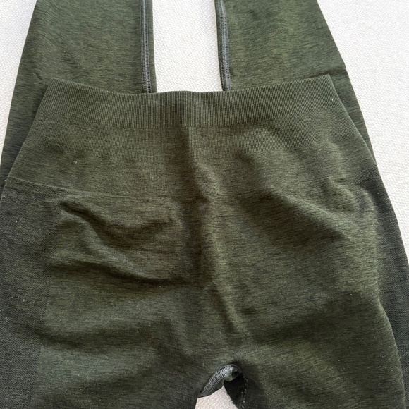 $75 for 3 Alphalete Amplify Leggings - Picture 8 of 9